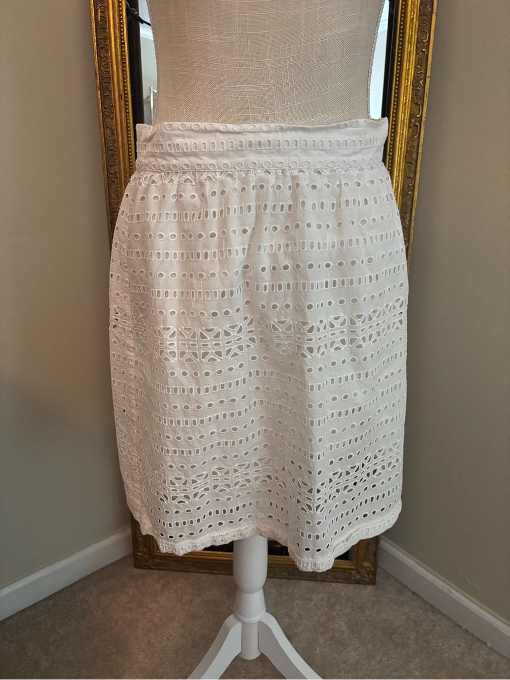 Loft White Eyelet skirt - size large